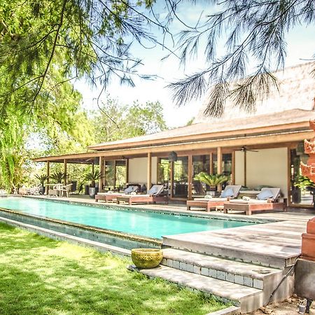 Villa Pulau Cinta Boutique Suites Ilhas Gili Exterior foto