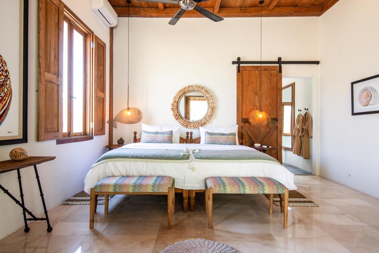 Villa Pulau Cinta Boutique Suites Ilhas Gili Exterior foto